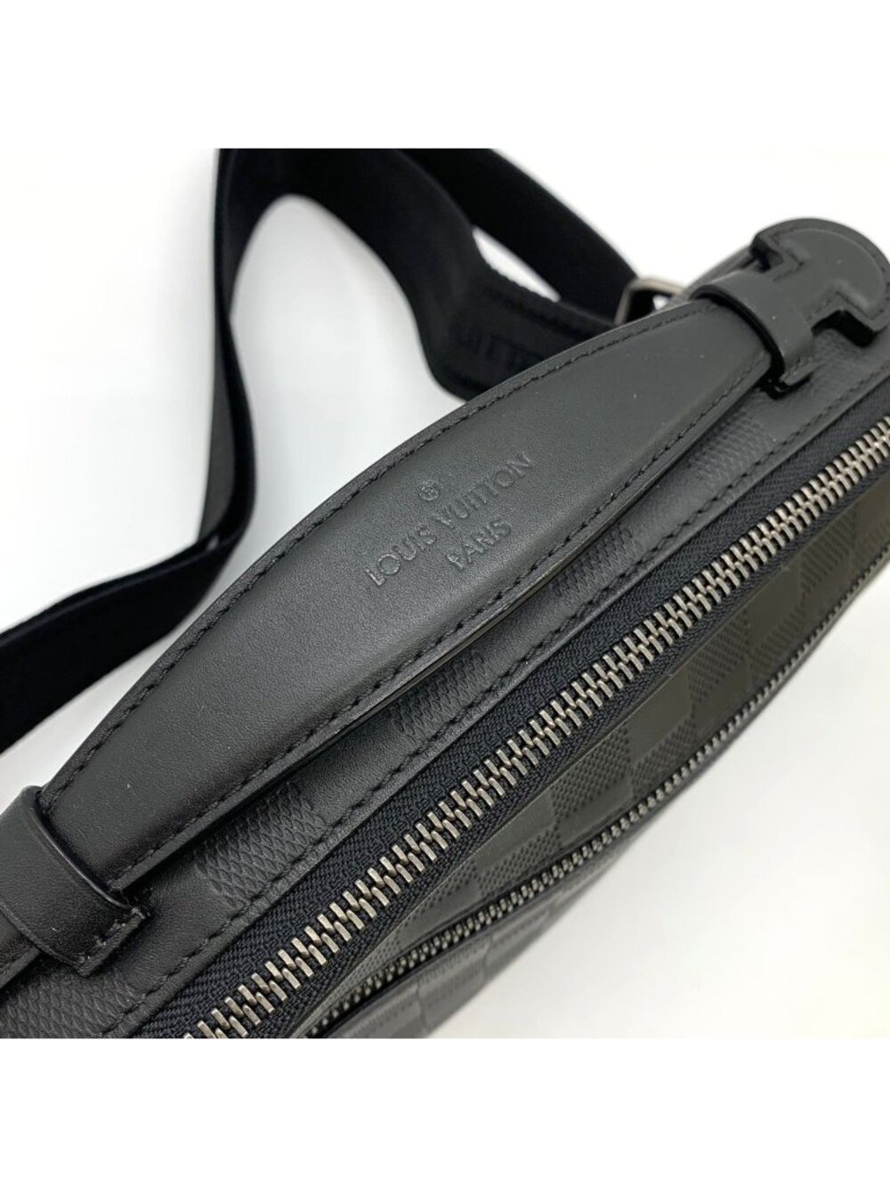 Louis Vuitton Ambler Belt Bag Leather Damier Infini Black - Picture 6 of 9